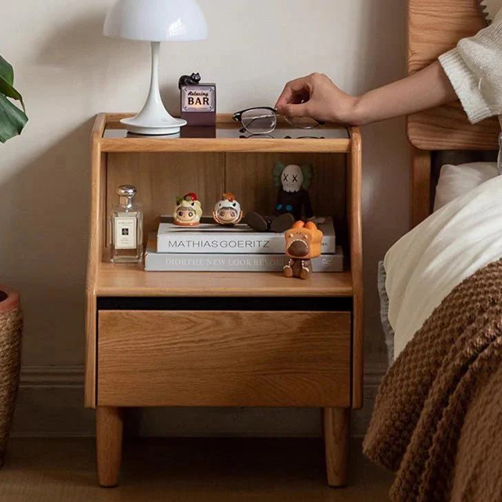 Bogen Natural Solid Oak Bedside Table - Image 3